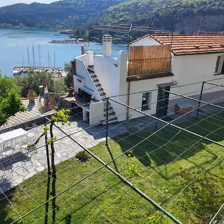 Holiday home La Bouganvilla
