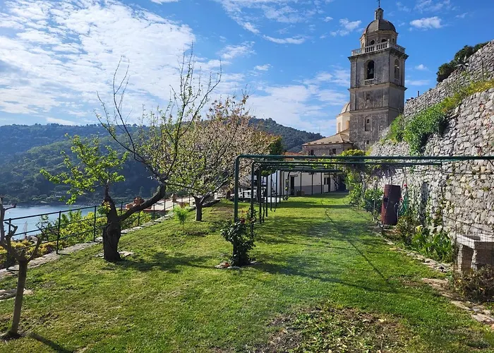 Semesterbostad La Bouganvilla