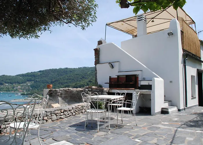 Semesterbostad La Bouganvilla